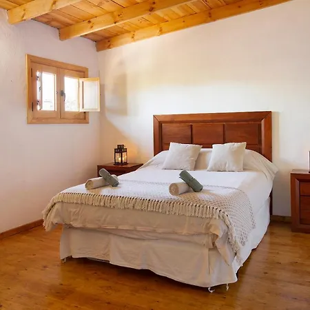 Colorados Villa Vega de San Mateo